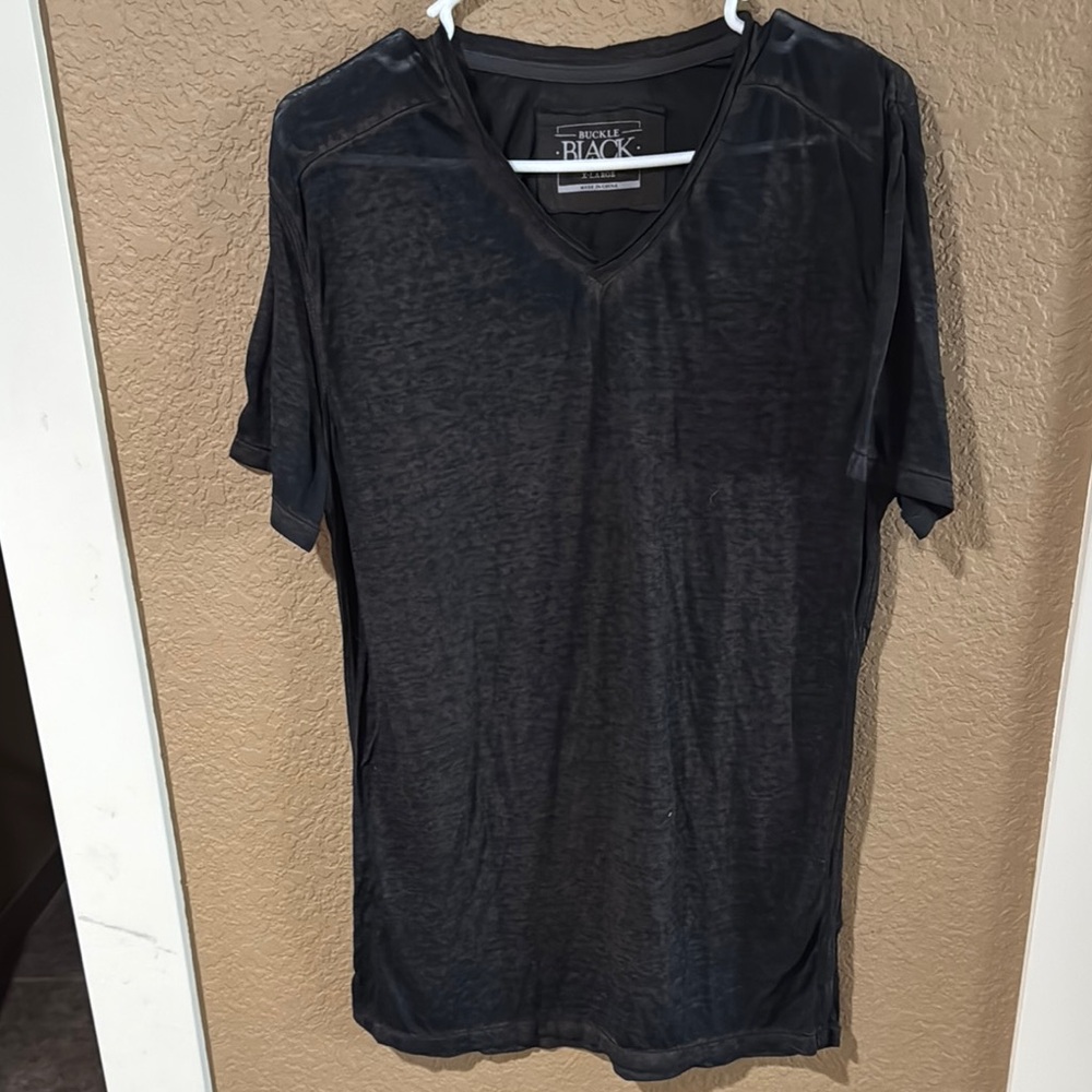 BUCKLE BLACK Burnout Charcoal V-Neck Short Sleeve Shirt